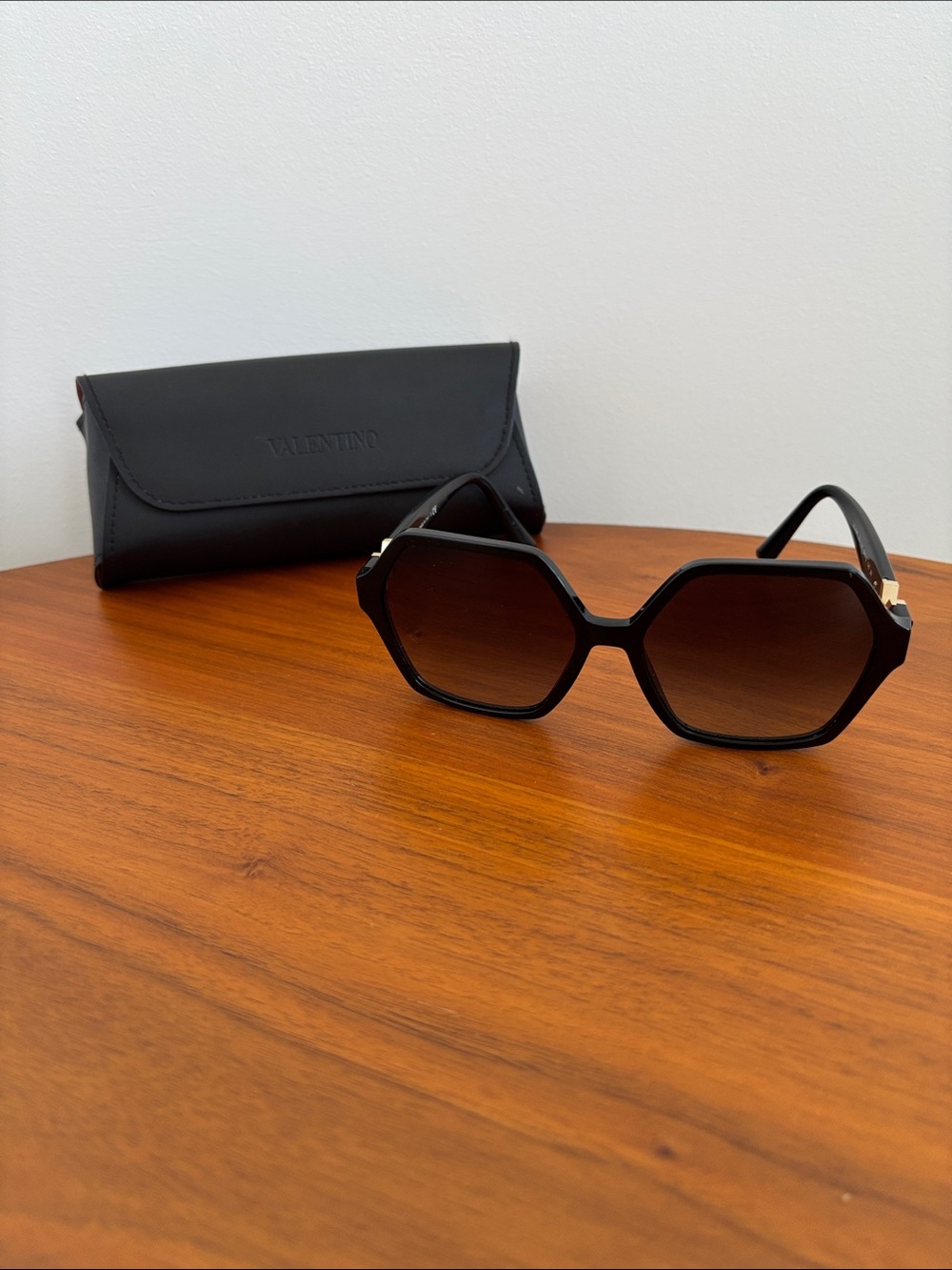 Valentino oversized sunglasses with Valentino case.